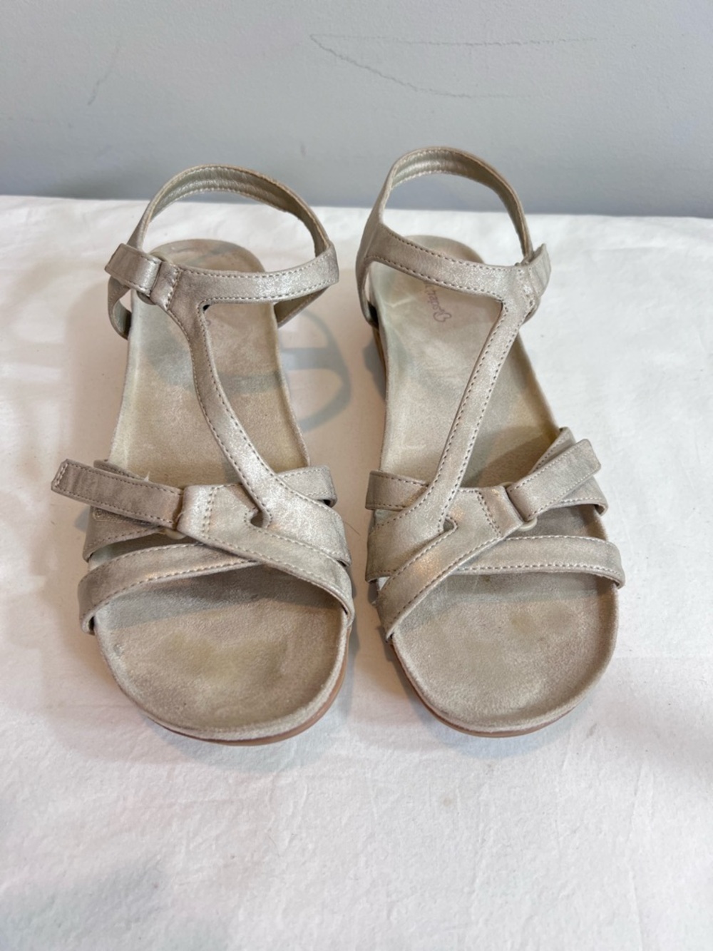 Baretraps Jaxen cream tan matallic sandals size 10 - Picture 3 of 6